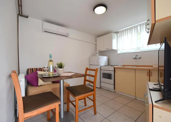 アパート Julia *